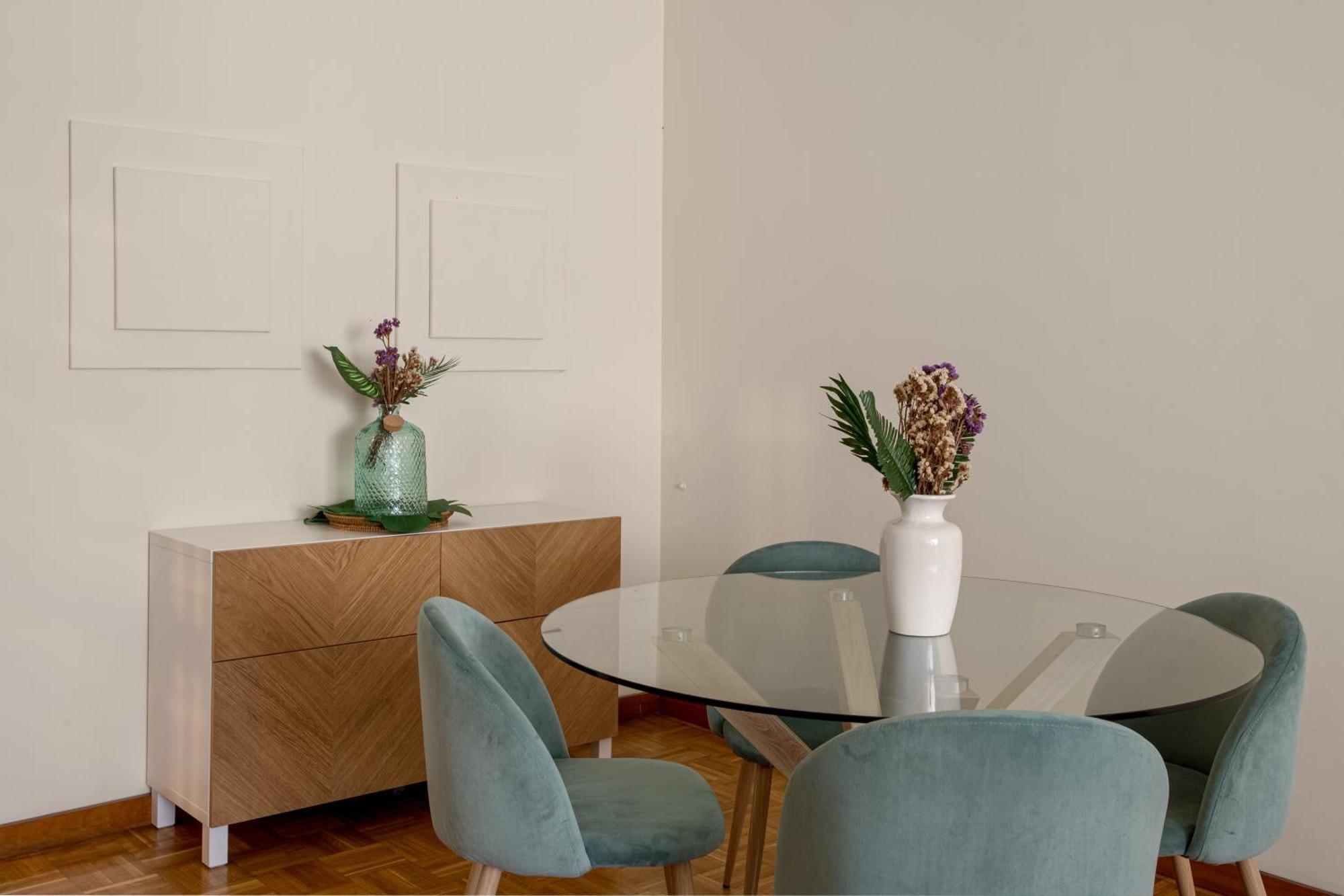 Joivy Stylish City Centre Flat With Parking Мая Экстерьер фото